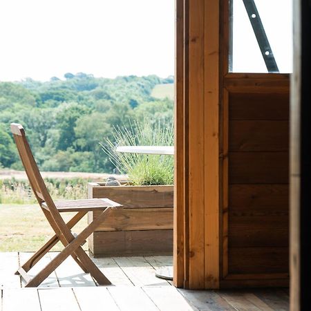 Swallowfield Glamping-Station Master Йеавил Экстерьер фото